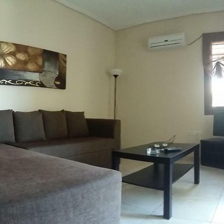Gougousis Apartments Kaloyiros Exterior foto